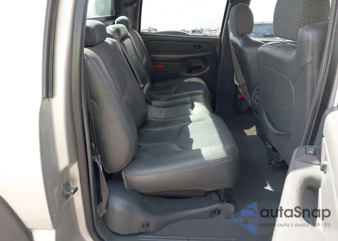 2004 Chevrolet Avalanche 1500 из США, поврежденный, VIN 3GNEK12T04G162927